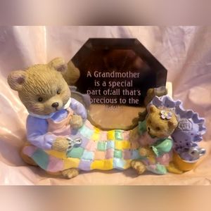 Bear figurine for Grandmother